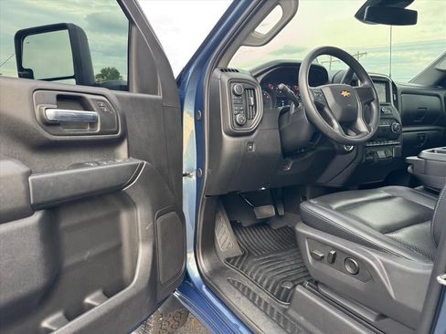 Used 2025 Chevrolet Silverado 2500 Custom w/ Custom Value Package AWD/4WD image 14