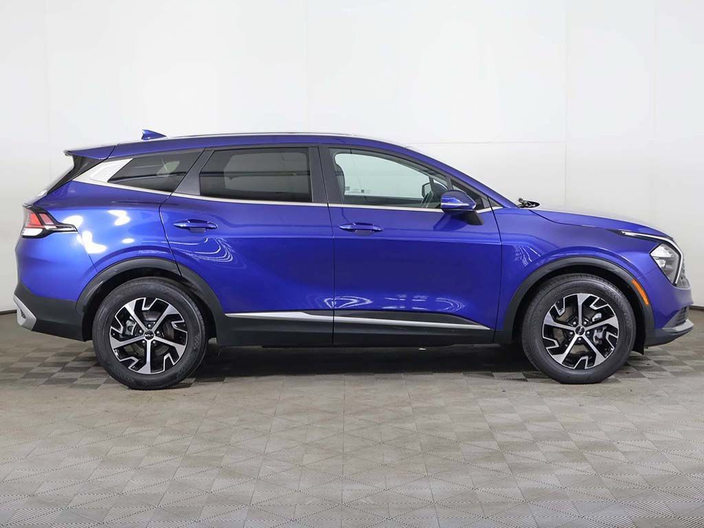Used 2023 Kia Sportage EX FWD image 18