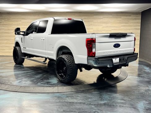 Used 2017 Ford F250 XLT w/ XLT Value Package AWD/4WD image 9