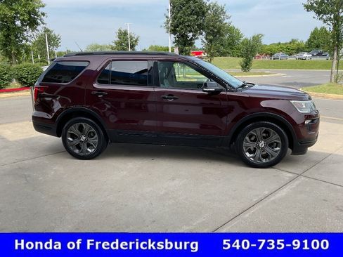 Used 2018 Ford Explorer Sport AWD/4WD image 6