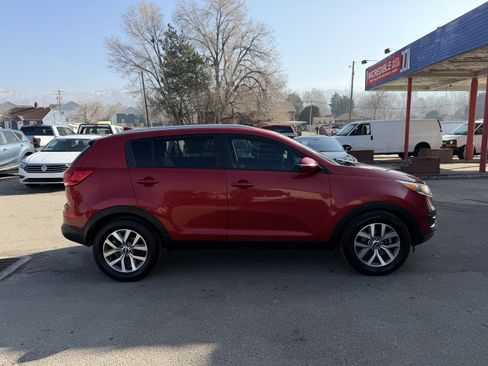 Used 2015 Kia Sportage LX FWD image 3