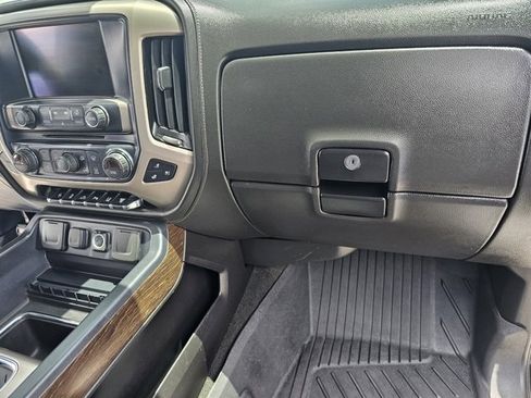 Used 2018 GMC Sierra 3500 Denali w/ Duramax Plus Package image 30