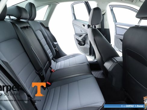 Used 2025 Volkswagen Jetta SE w/ Sunroof Package FWD image 74