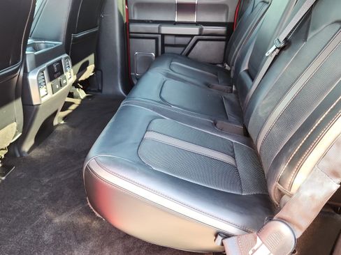 Used 2019 Ford F150 Platinum w/ Equipment Group 701A Luxury AWD/4WD image 11