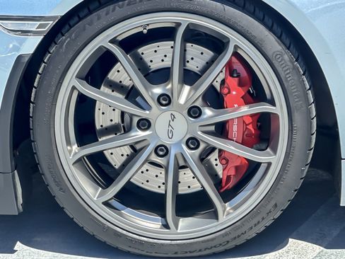 Used 2016 Porsche Cayman GT4 RWD image 21