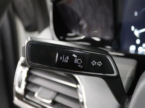 Used 2020 Lincoln Navigator L Reserve w/ Luxury Package image 32