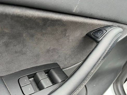 Used 2022 Tesla Model Y Long Range image 20