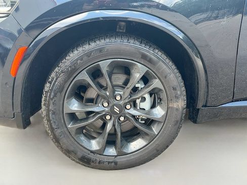 Used 2023 Dodge Durango R/T RWD image 32