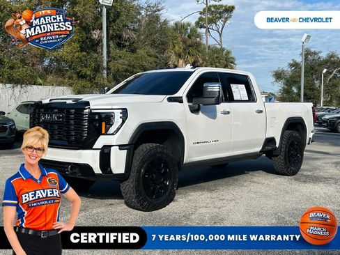 Used 2025 GMC Sierra 2500 Denali Ultimate w/ Max Trailering Package image 1