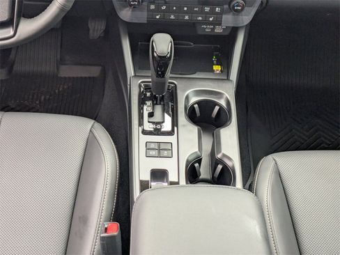 New 2026 Subaru Outback Limited image 21