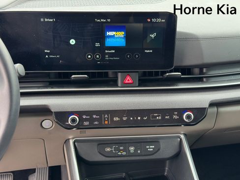 New 2026 Kia Carnival EX image 15