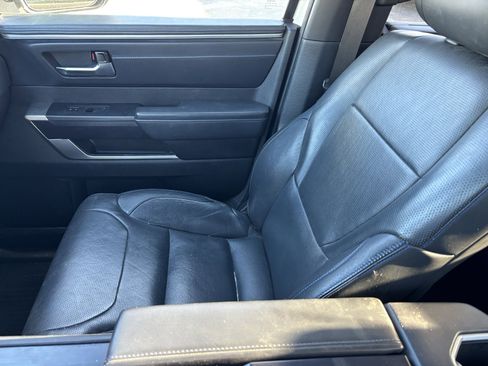 Used 2022 Toyota Tundra Platinum image 7