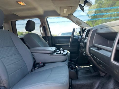 Used 2014 RAM 3500 Tradesman RWD image 17