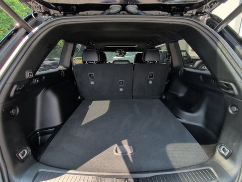 Certified 2023 Jeep Grand Cherokee Altitude AWD/4WD image 13