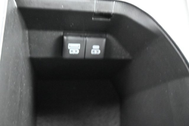 Used 2024 Toyota Camry SE FWD image 17