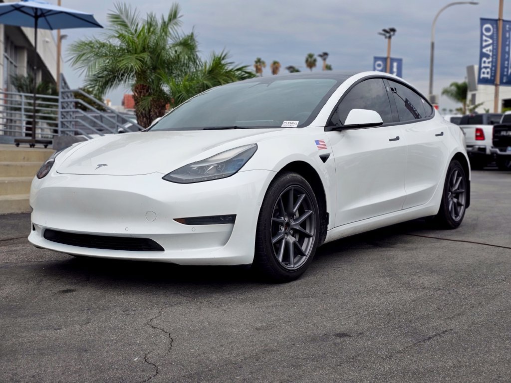 Used 2022 Tesla Model 3 Long Range AWD/4WD image 3