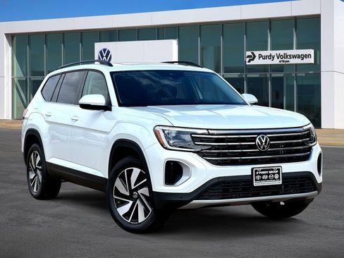 New 2026 Volkswagen Atlas SE FWD image 1