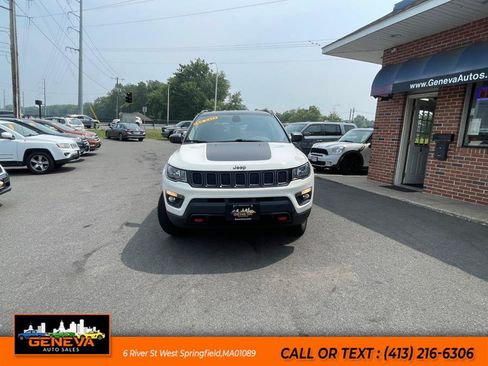 Used 2020 Jeep Compass Trailhawk image 2