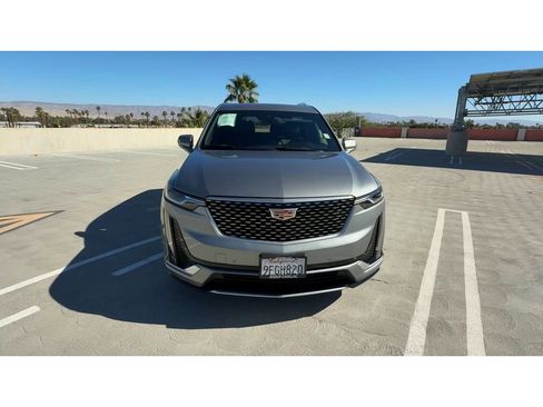 Used 2023 Cadillac XT6 Luxury image 3