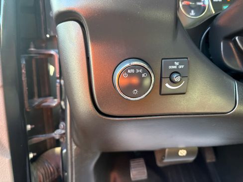 Used 2018 Chevrolet Express 2500 LS w/ Driver Convenience Package image 18