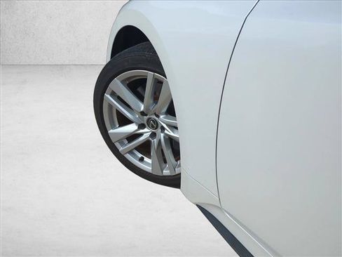 Used 2023 Lexus IS 300 w/ Comfort Package RWD image 10