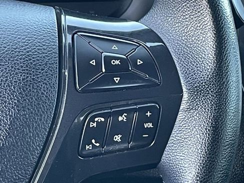 Used 2018 Ford Explorer XLT w/ Equipment Group 202A FWD image 14