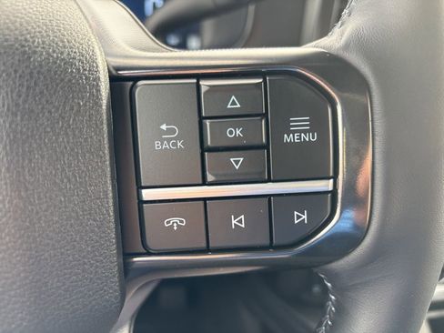 New 2026 Ford F250 Platinum w/ Tremor Off-Road Package image 32