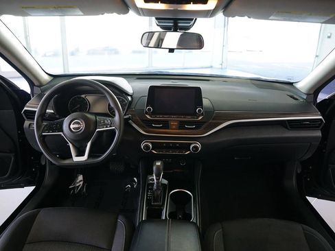 Used 2023 Nissan Altima 2.5 SV FWD image 15