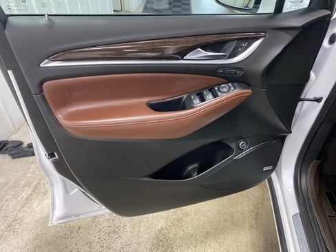 Used 2021 Buick Enclave Avenir w/ Avenir Technology Package image 37