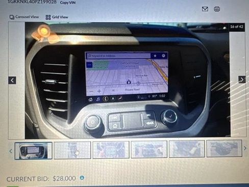 Used 2023 GMC Acadia Denali w/ Denali Technology Package AWD/4WD image 12