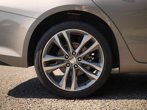 Used 2023 Chevrolet Malibu LT FWD image 23