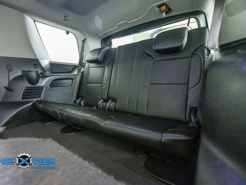 Used 2020 GMC Yukon SLT AWD/4WD image 31