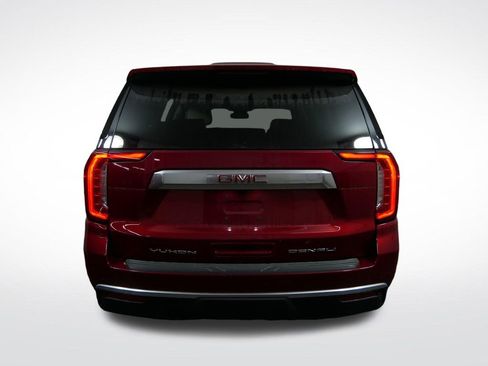 Used 2024 GMC Yukon Denali AWD/4WD image 4