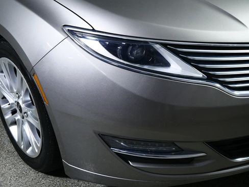 Used 2016 Lincoln MKZ w/ Equipment Group 300A Reserve image 16