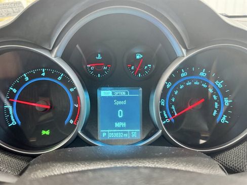 Used 2014 Chevrolet Cruze LT FWD image 10