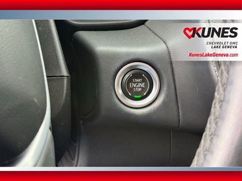 Used 2022 GMC Yukon SLT image 41