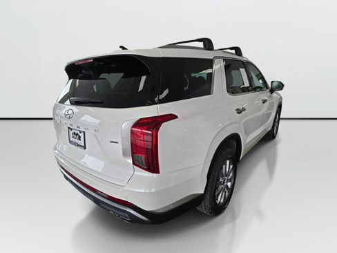 Used 2023 Hyundai Palisade SEL AWD/4WD image 5