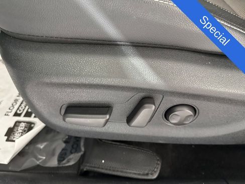 Used 2020 Kia Niro EX w/ Cold Weather Package FWD image 20