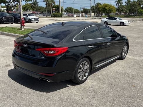 Used 2016 Hyundai Sonata Limited w/ Option Group 04 FWD image 3