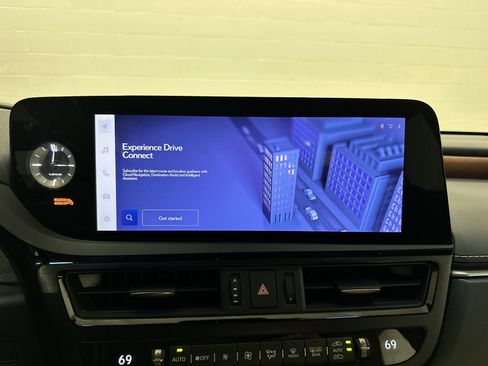 Used 2025 Lexus ES 350 w/ Premium Package FWD image 24