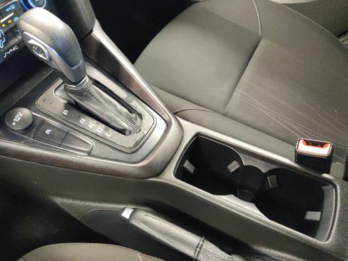 Used 2018 Ford Focus SE w/ Interior Protection Package FWD image 26