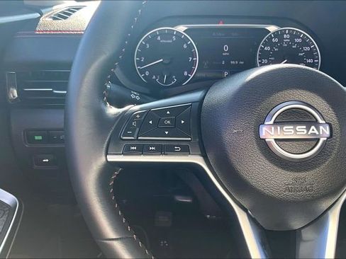 Certified 2024 Nissan Sentra SR FWD image 10