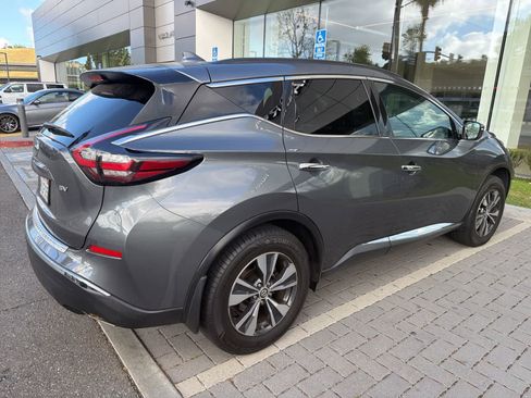Used 2019 Nissan Murano SV w/ Cargo Package image 3