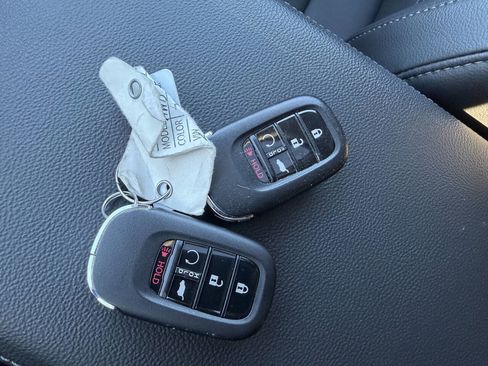 Used 2025 Honda CR-V EX-L image 20