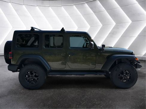 Used 2021 Jeep Wrangler Unlimited Sport AWD/4WD image 2
