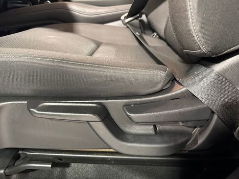 Used 2022 Honda HR-V EX image 23