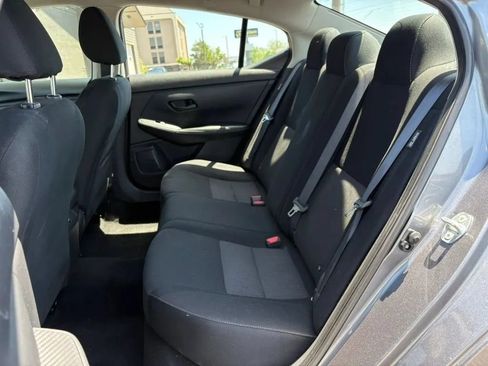 Used 2024 Nissan Sentra SV FWD image 18