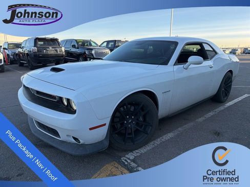 Used 2022 Dodge Challenger R/T w/ Plus Package image 1