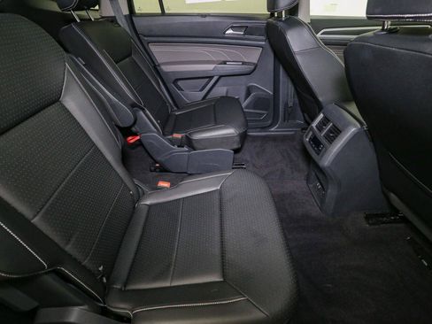 Certified 2023 Volkswagen Atlas SEL R-Line AWD/4WD image 27