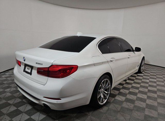Used 2019 BMW 530i RWD image 2